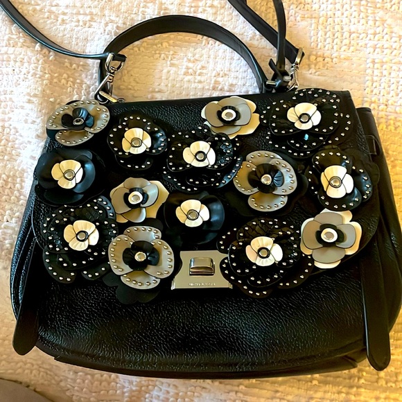 Michael Kors Handbags - Purse